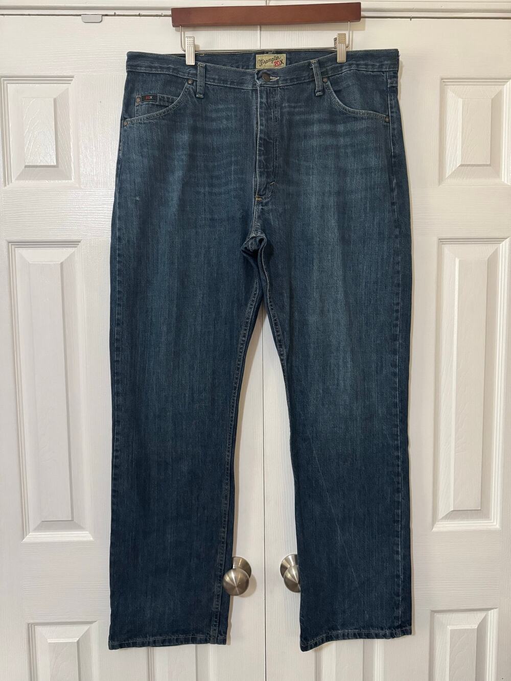 Wrangler 20X Jeans Men’s 38X34 Blue Denim Boot Style Extreme Relaxed 100% Cotton